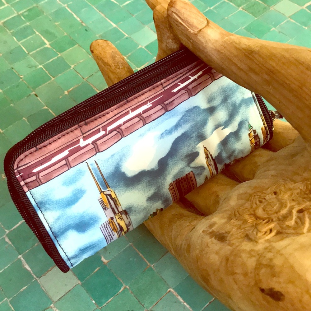 Nicole Miller, NYC print wallet
